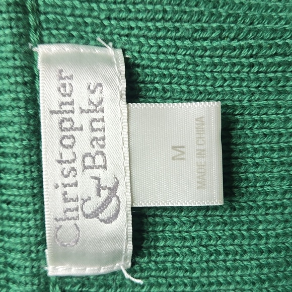 Christopher & Banks Size Medium knit Christmas vest with mitten pockets FairIsle - Picture 4 of 7